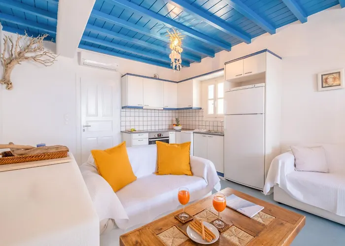 Sunny Getaway In Mykonos Lia Kalafatis