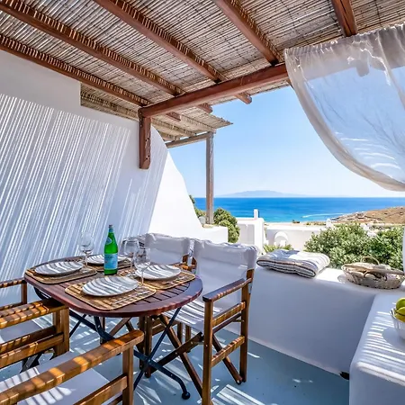 Sunny Getaway In Mykonos Lia Kalafatis
